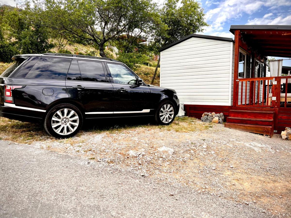 Mobile Home Nebo Luxus Klenovica Buitenkant foto