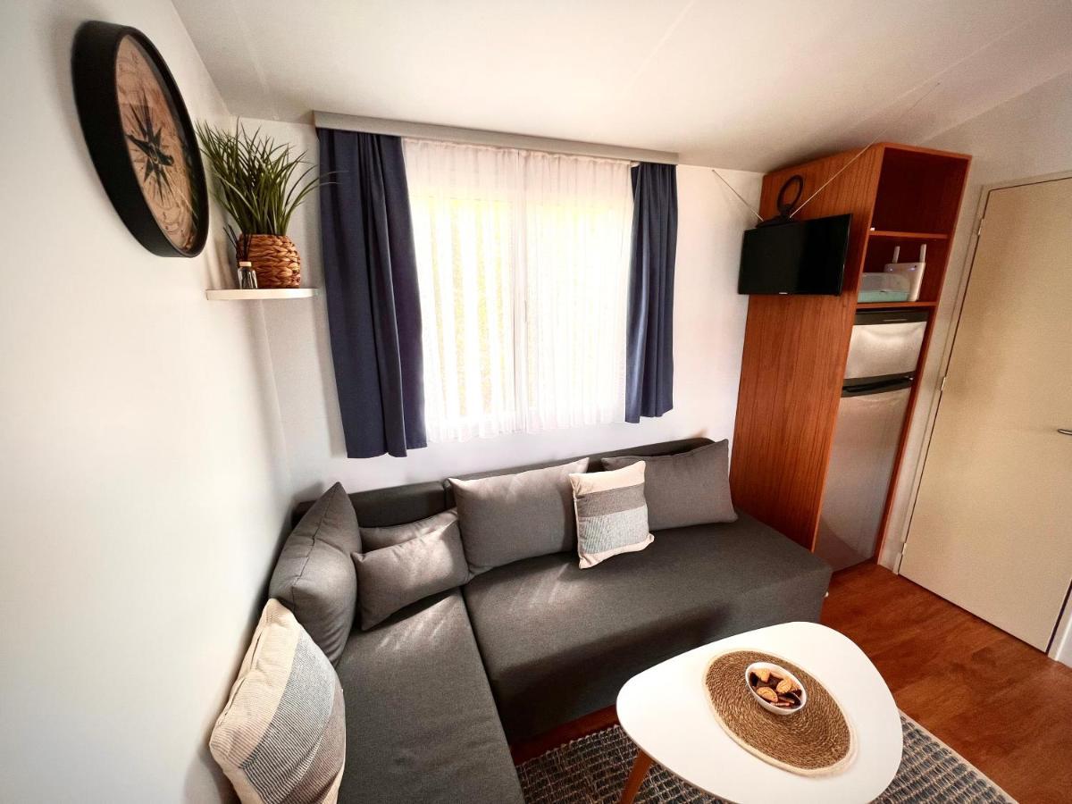 Mobile Home Nebo Luxus Klenovica Buitenkant foto